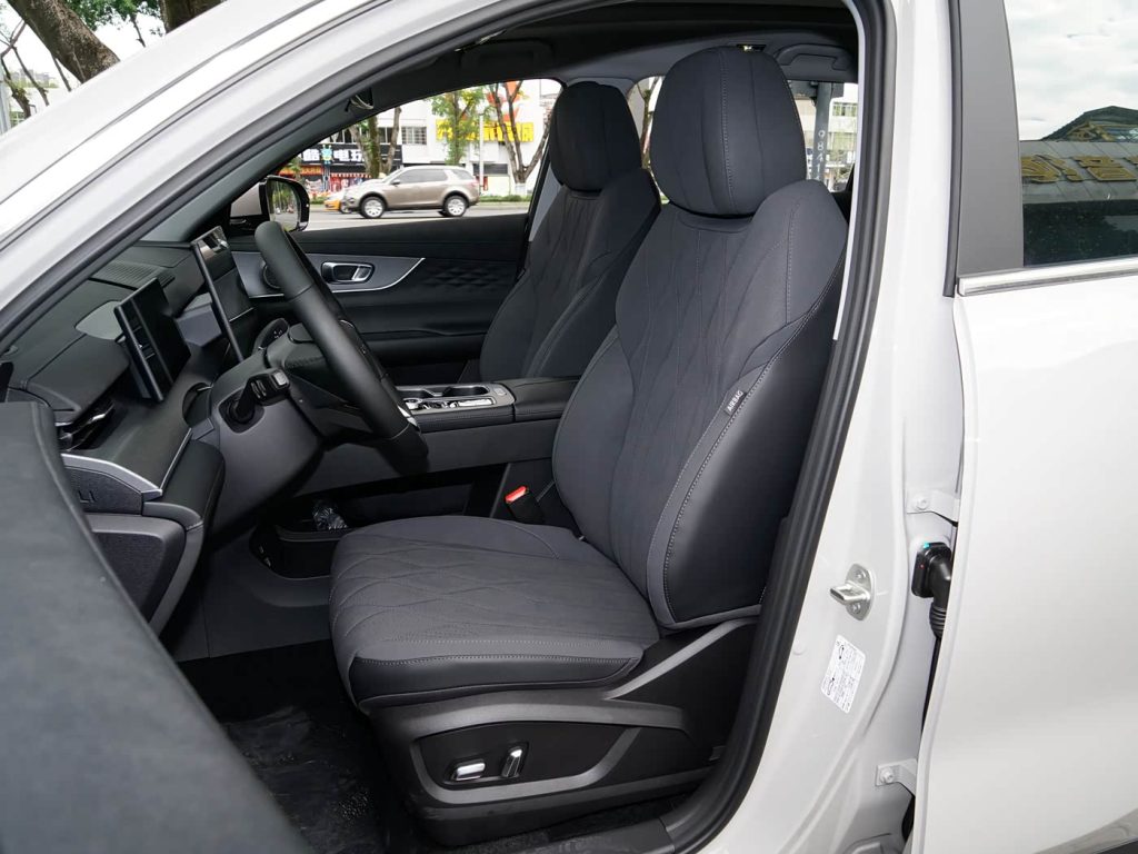 Chery Tiggo 8 PLUS 2025