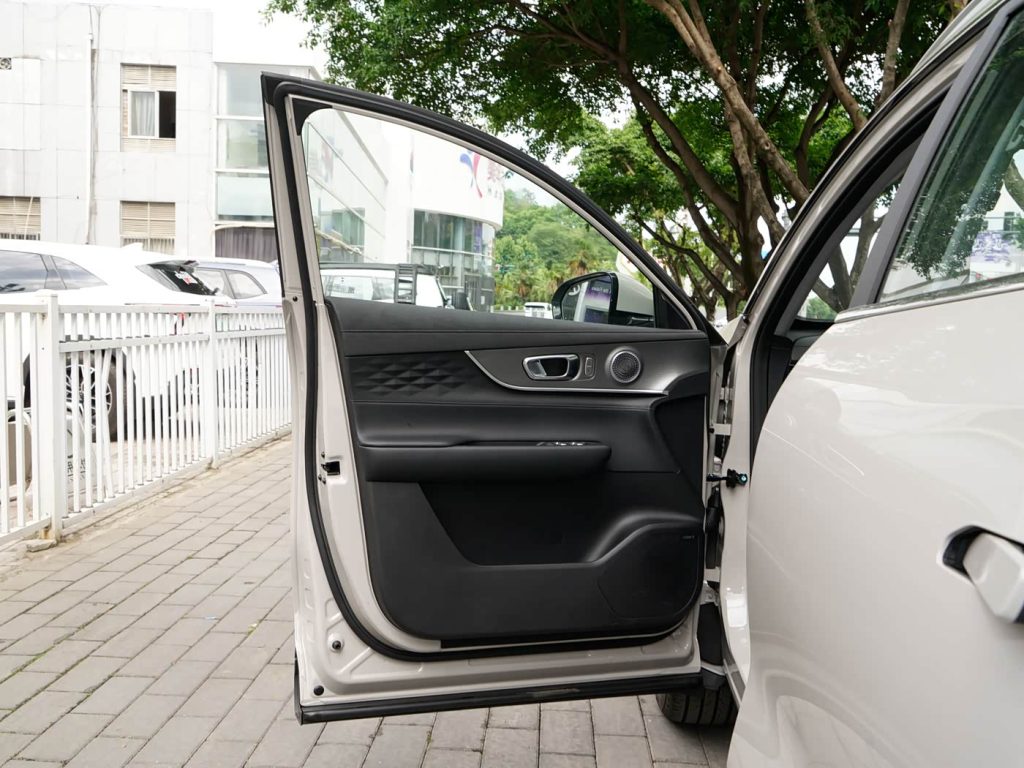 Chery Tiggo 8 PLUS 2025