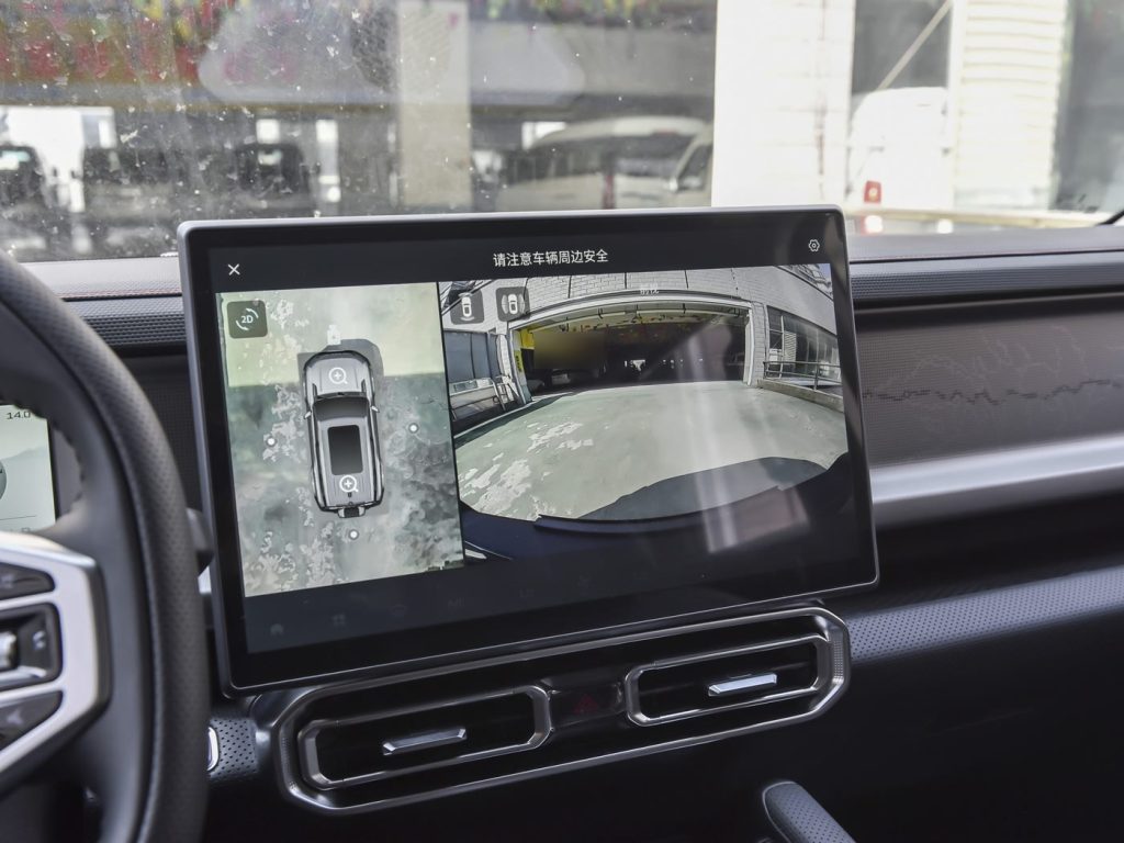 Jetour Traveler 2025