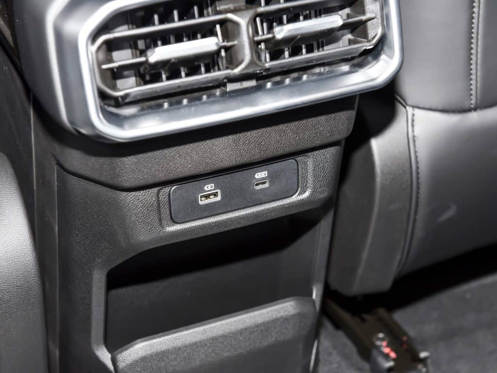 Jetour Traveler 2025