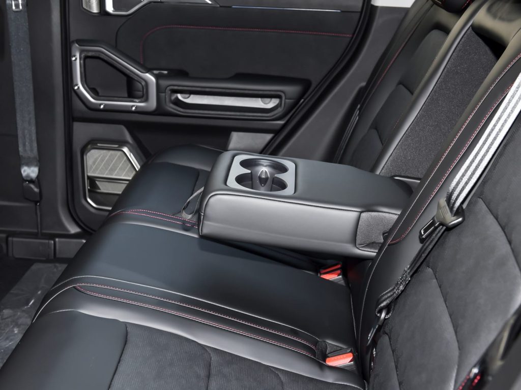 Jetour Traveler 2025