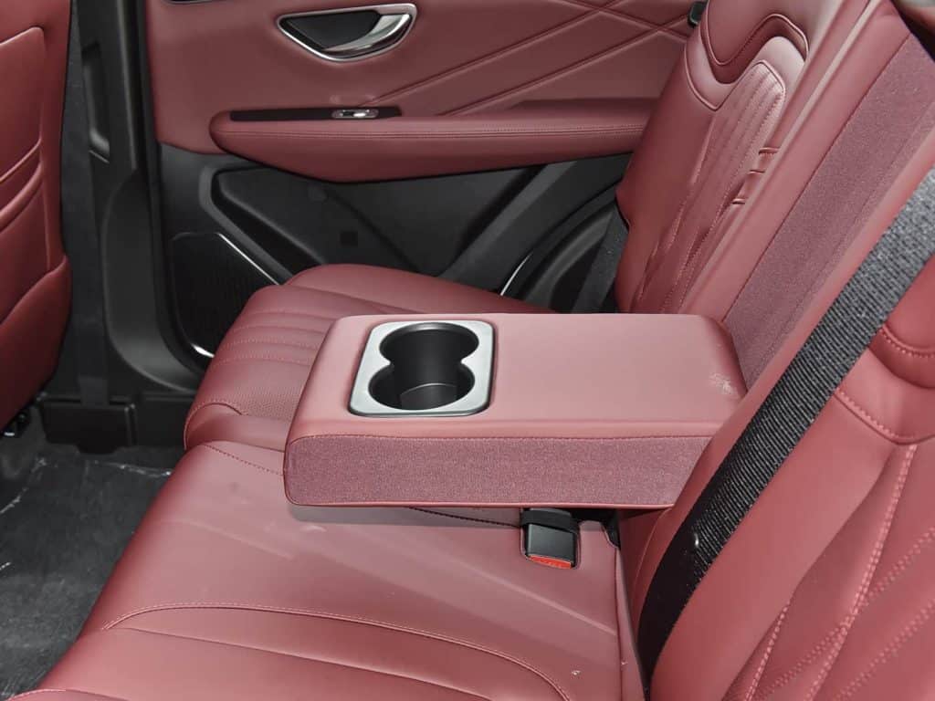 Jetour X70 PLUS 2025