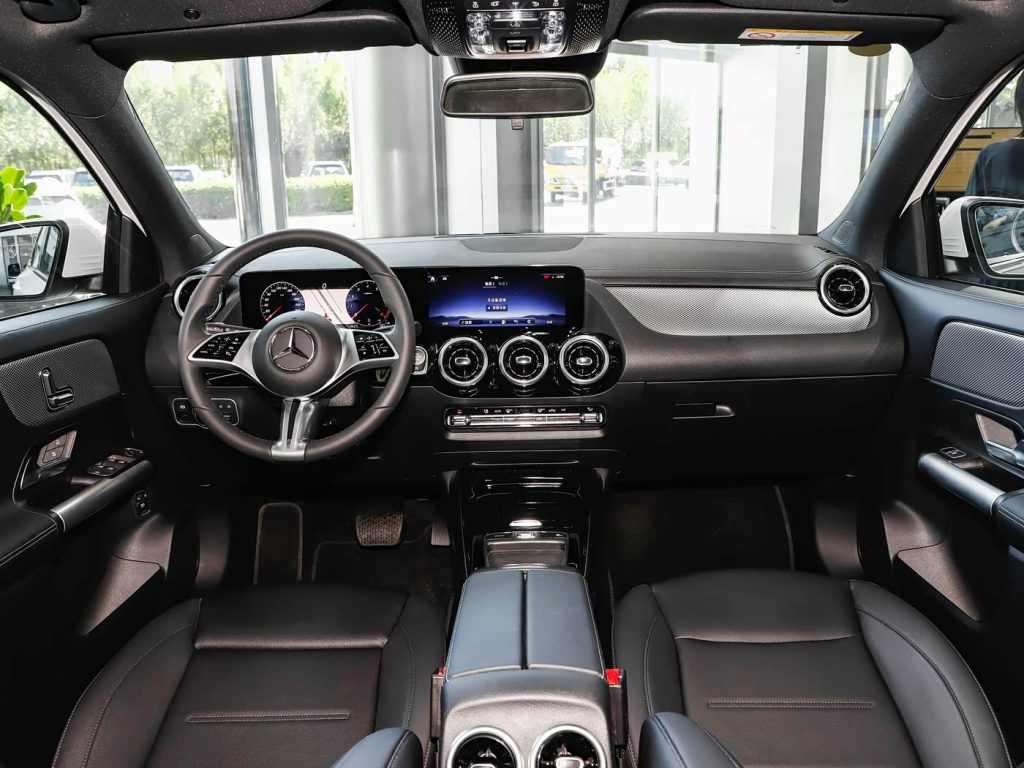 Mercedes GLA 200 2025