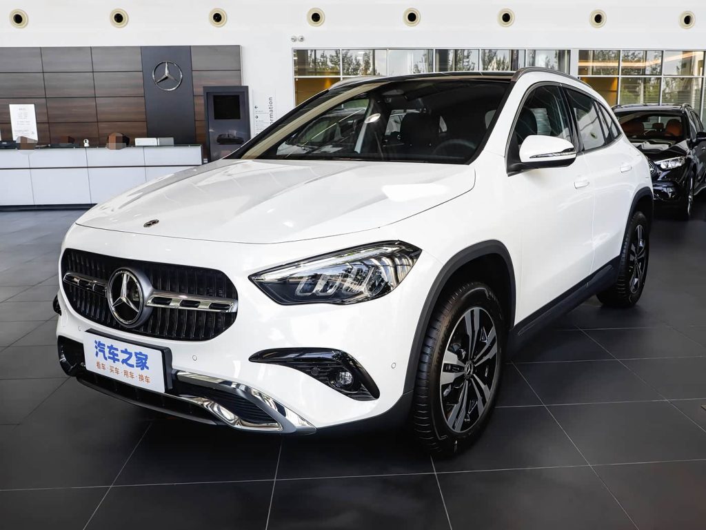 Mercedes GLA 200 2025