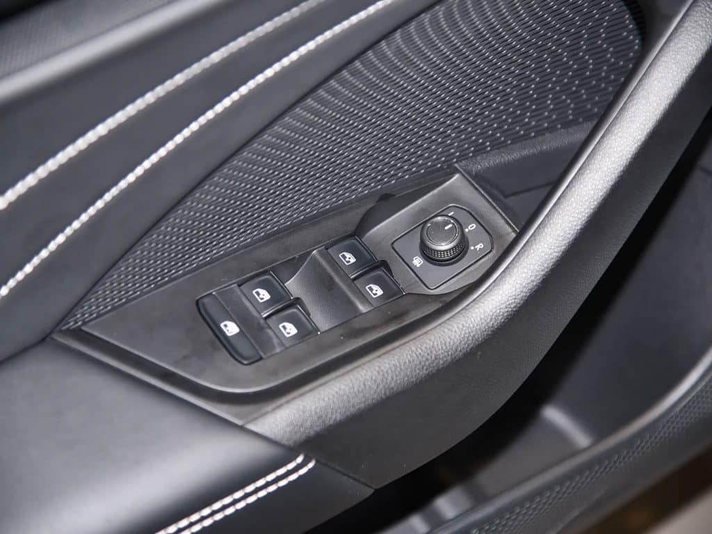 Skoda Octavia PRO 2025