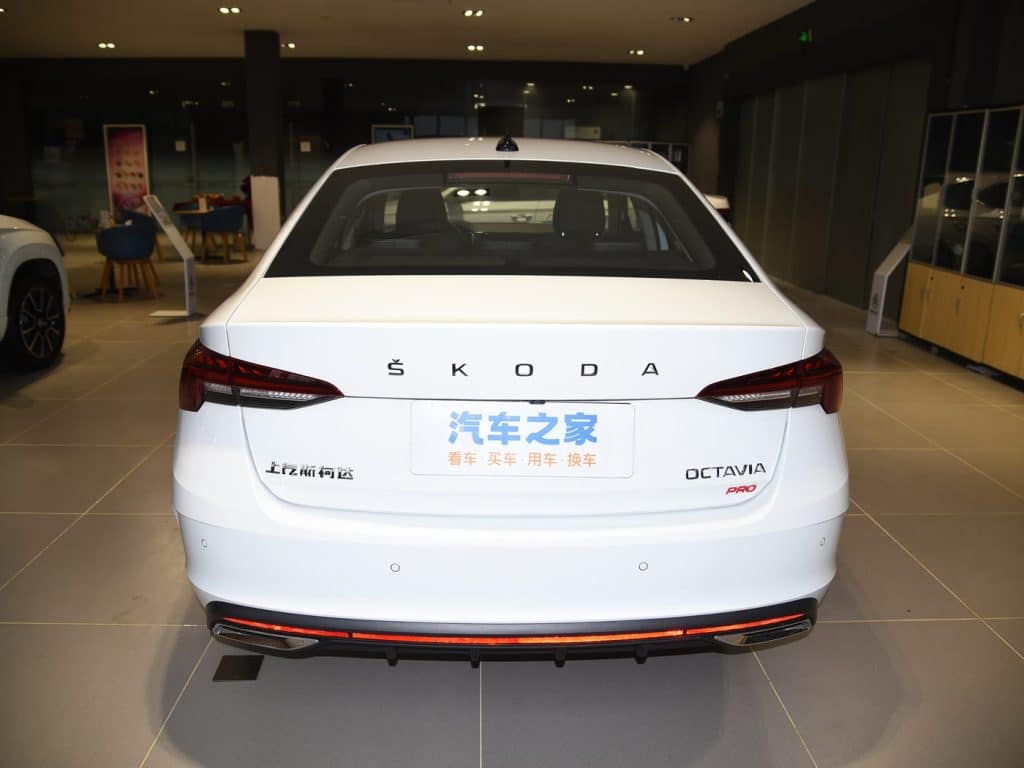 Skoda Octavia PRO 2025
