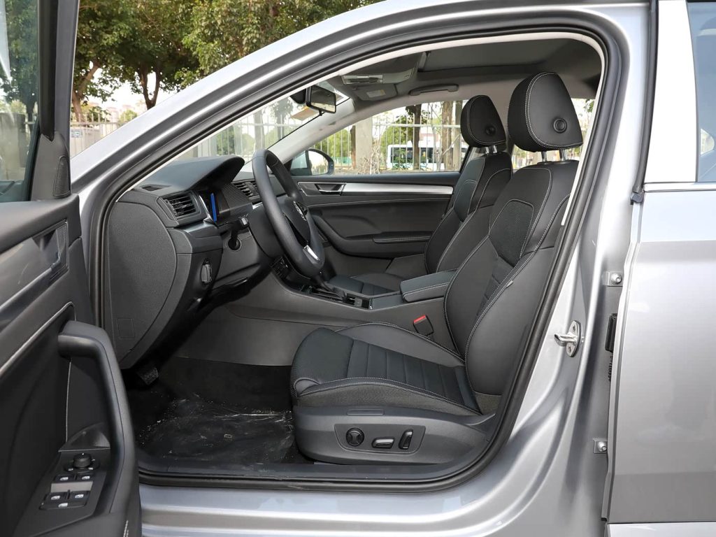 Skoda Superb PRO 2025