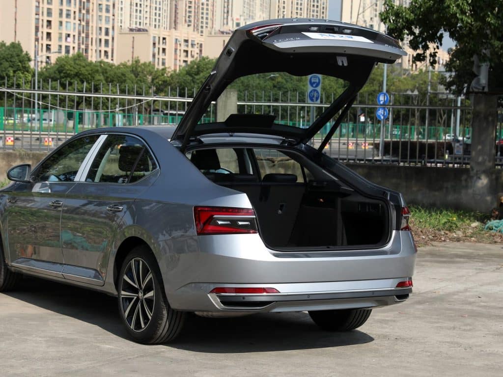 Skoda Superb PRO 2025