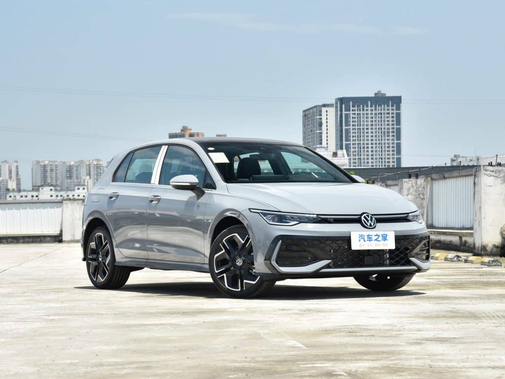 Volkswagen Golf 2025