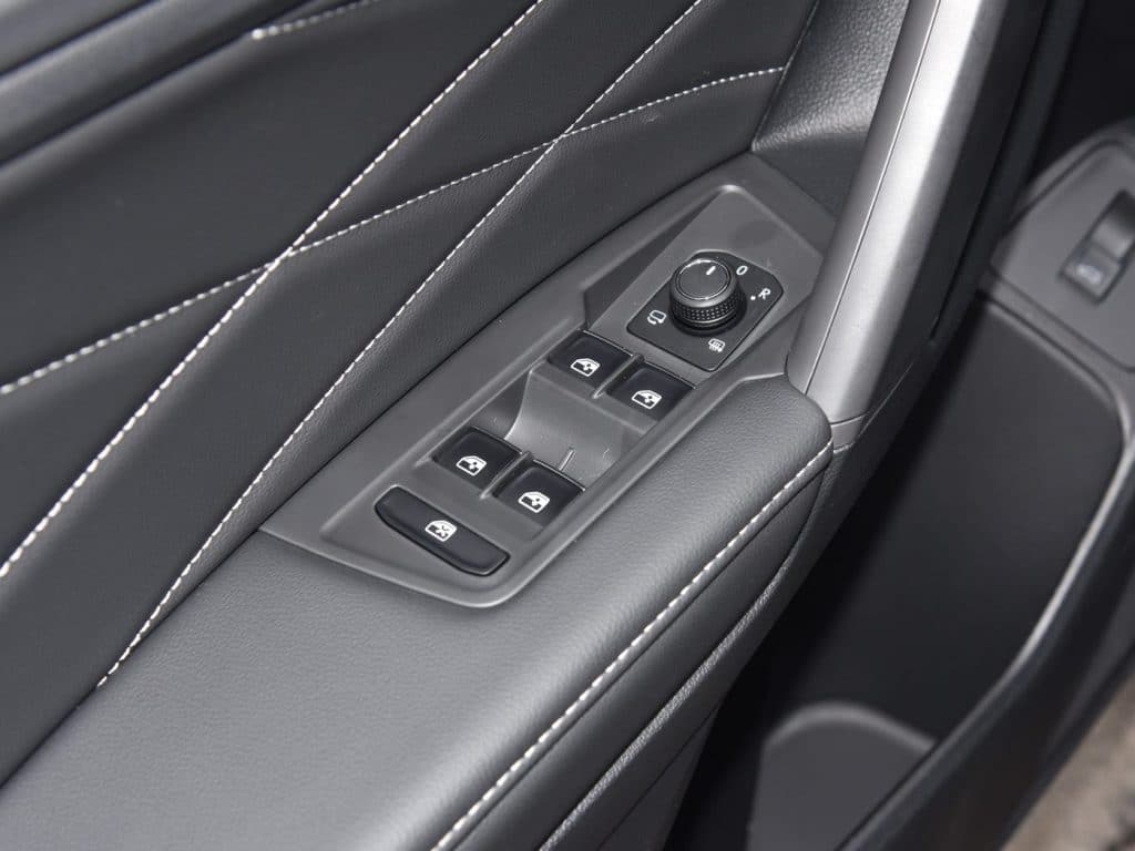 Volkswagen Tiguan L 2024