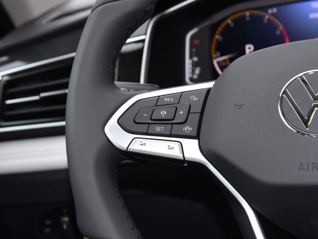 Volkswagen Tiguan L 2024